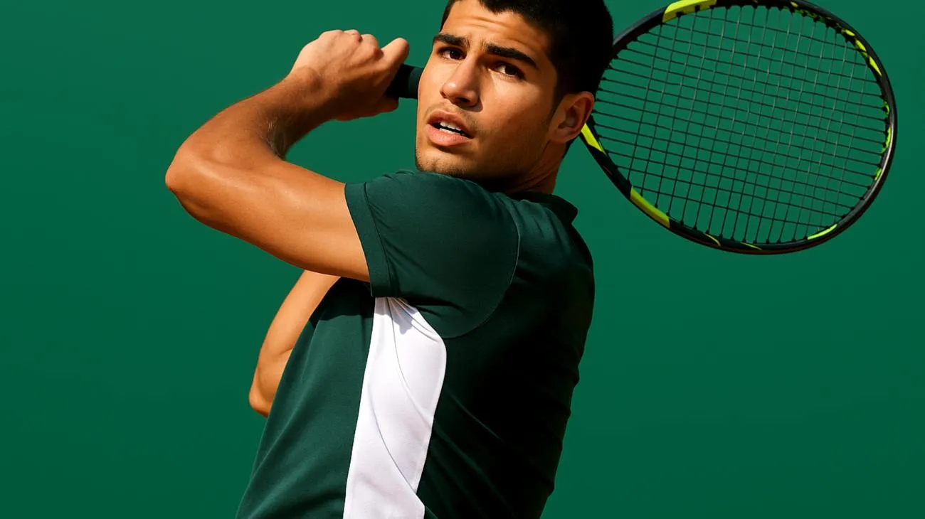 Hai visto cosa sta facendo Carlos Alcaraz sull'erba? Il dato che sta sconvolgendo il tennis mondiale 2025-06-21T16:01:56.345Z"